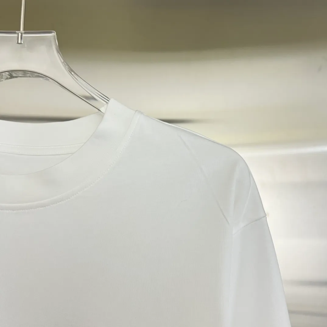 ：Moncler/ T ：300 100% ：320 ： ：White Black Size：S M L XL Same Style